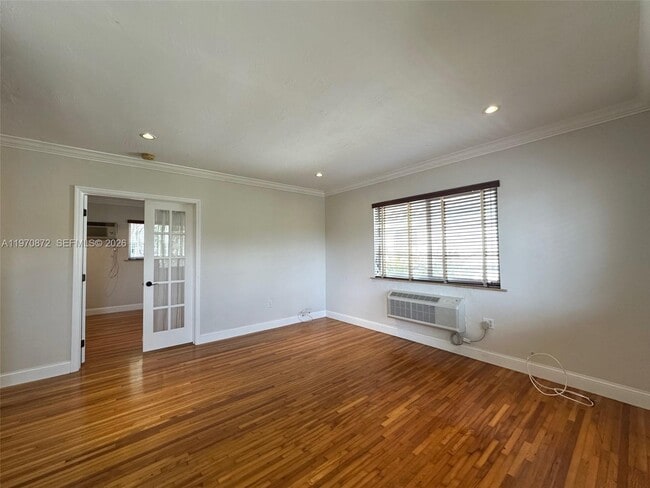 Building Photo - 35 Antilla Ave