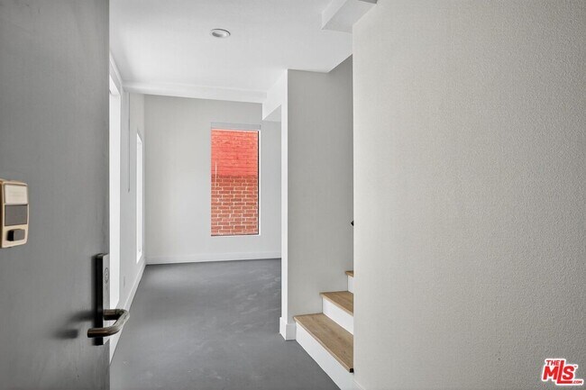 Foto del edificio - 2412 Eads St