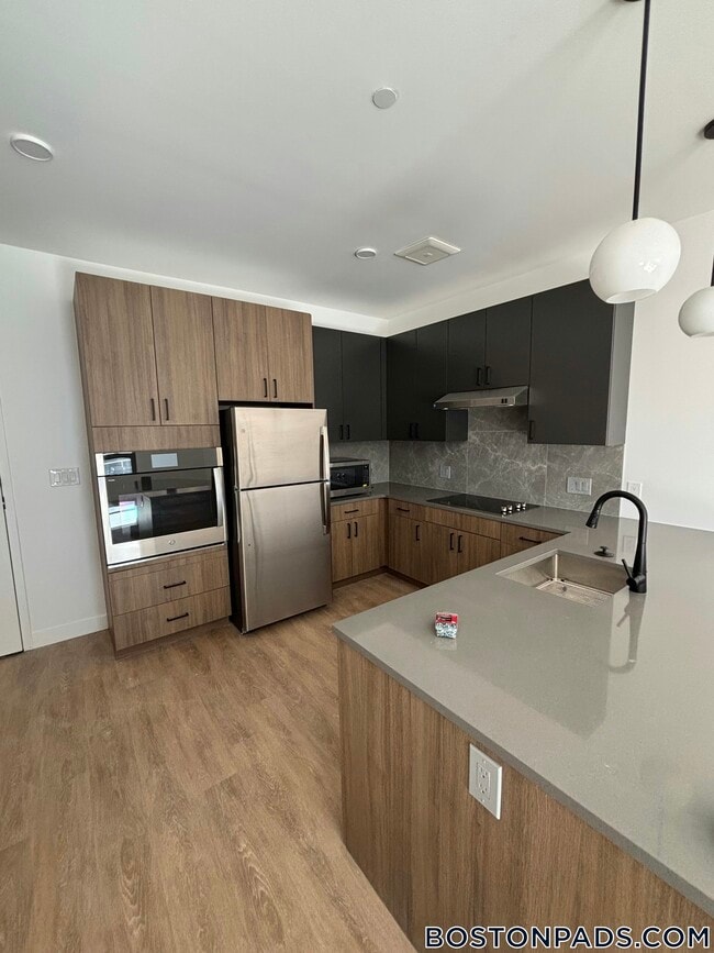 Building Photo - 199 Gardner St