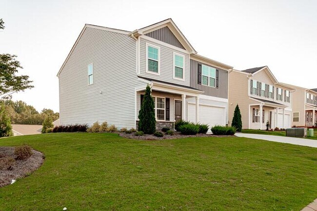 Building Photo - 305 Elevation Ct