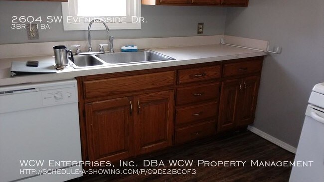 Building Photo - 3 bedroom in Topeka KS 66614