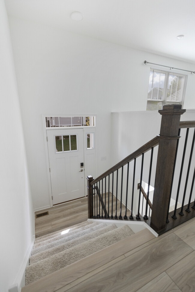 Building Photo - 632 Wolverine Dr