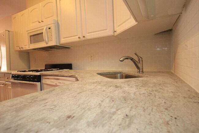 Foto del edificio - 353 7th St