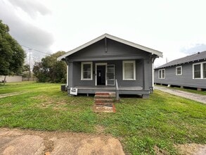 Building Photo - 2781 Sabine Pass Ave