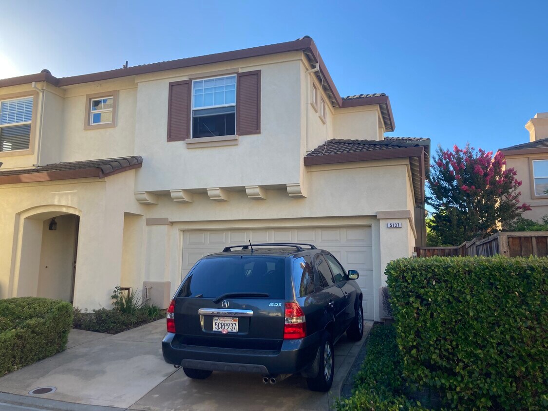 Foto principal - 5137 Merano Ct