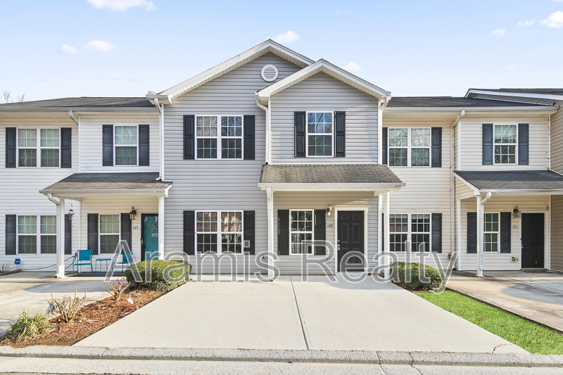 Foto principal - 129 Prospect Path