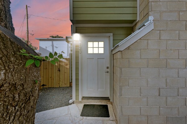 Building Photo - 3601 Menchaca Rd