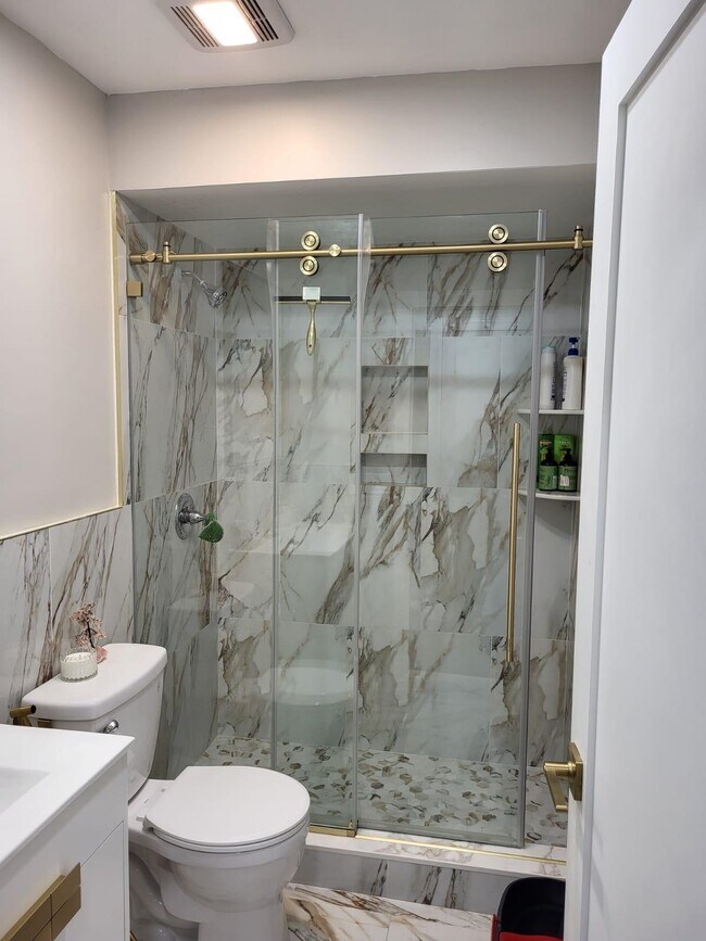 Foto del edificio - 1515 70th St