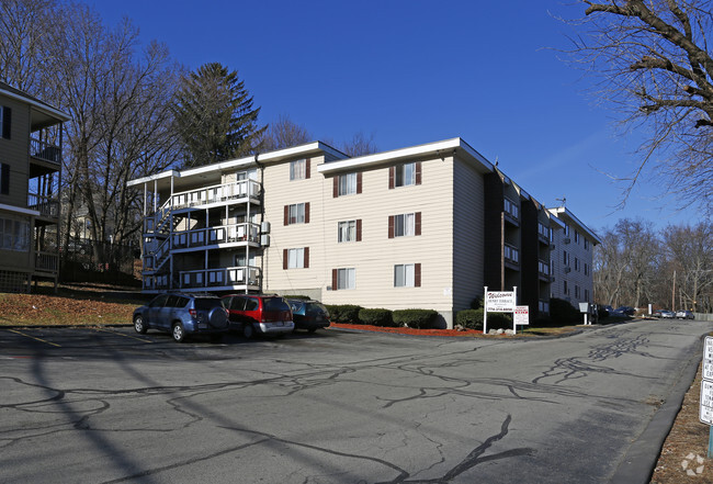 Building Photo - Henry Terrace