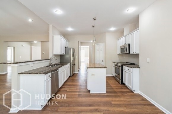 Foto del edificio - NOW AVAILABLE! 5384 Heyward Pl SW, Atlanta...