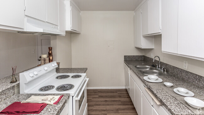 1BR, 1BA - 800-830 PIES CUADRADOS - Woodridge Apartments