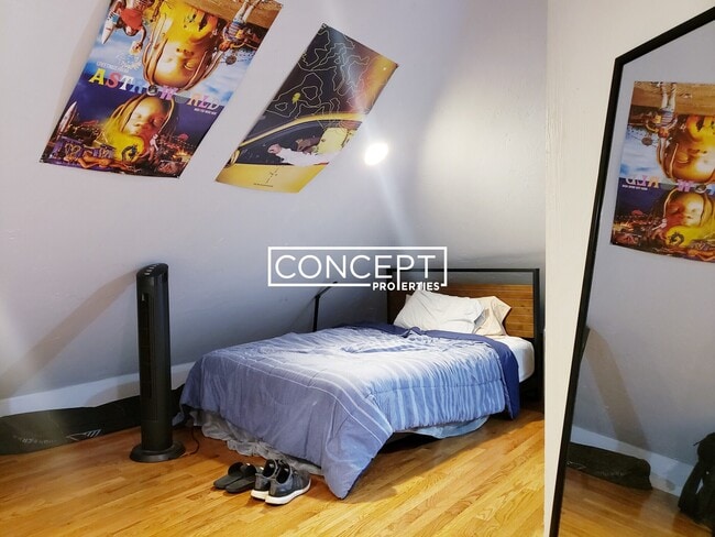 Building Photo - 45 Cherokee St