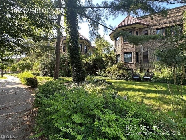 Building Photo - 2469 Overlook Rd