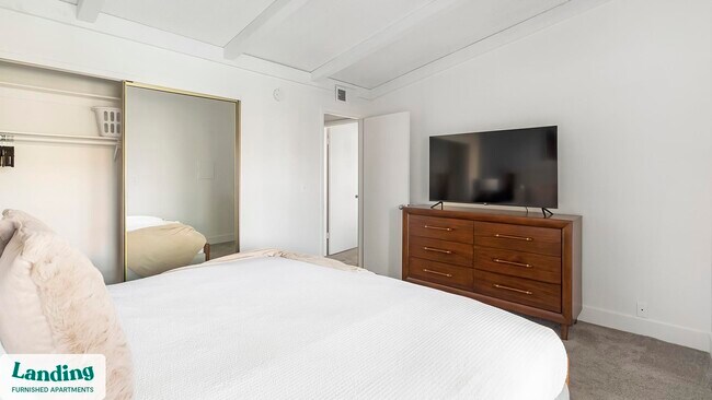 Foto del edificio - 5272 Tamarus St