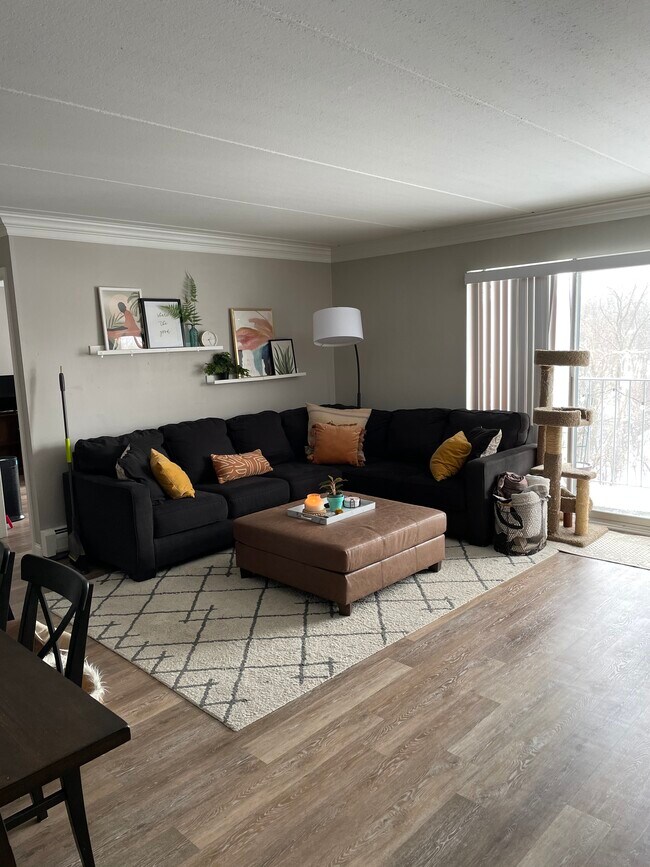 Foto del edificio - 5125 Blodgett Ave