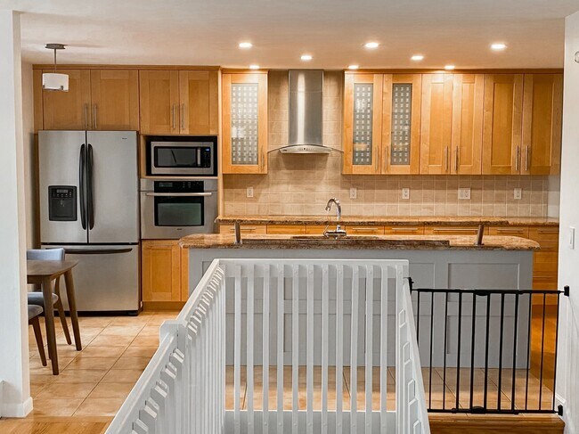 Cocina - 339 Main St