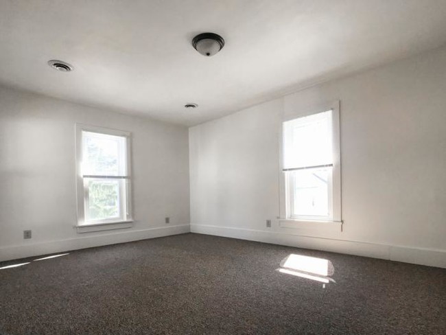 Foto del edificio - 3 bedroom in Lock Haven PA 17745