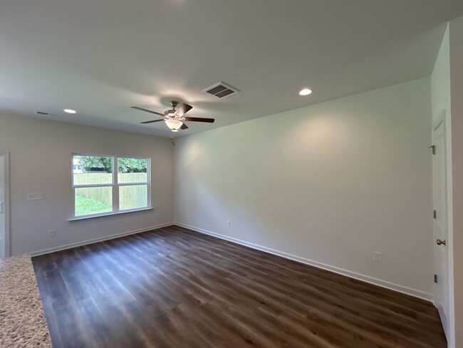 Building Photo - T.R. Lawing Property