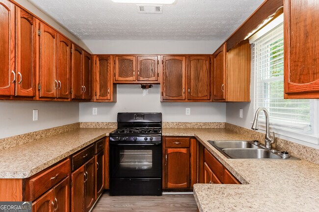 Foto del edificio - 3400 Salem Mill Trail SE
