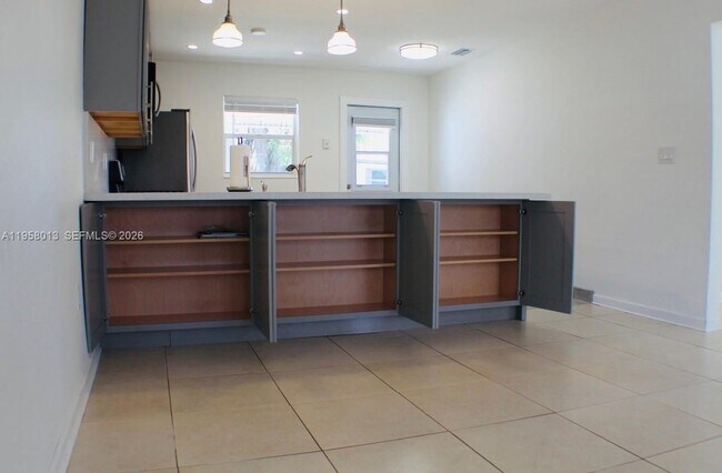 Foto del edificio - 1729 N 16th Ct