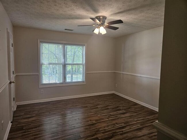 Building Photo - 905 Windward Ct