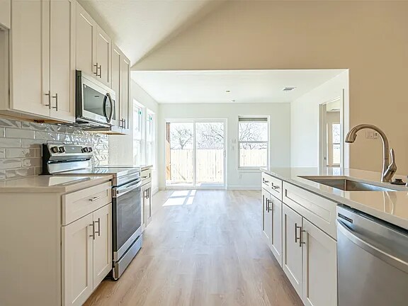 Building Photo - 3320 Brazos River Dr