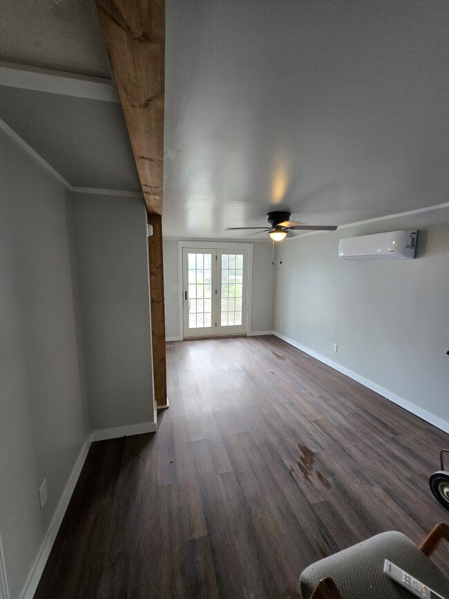 Building Photo - 7356 Old Cox Pike