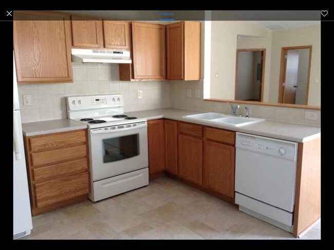Building Photo - 1622 Clover Dr