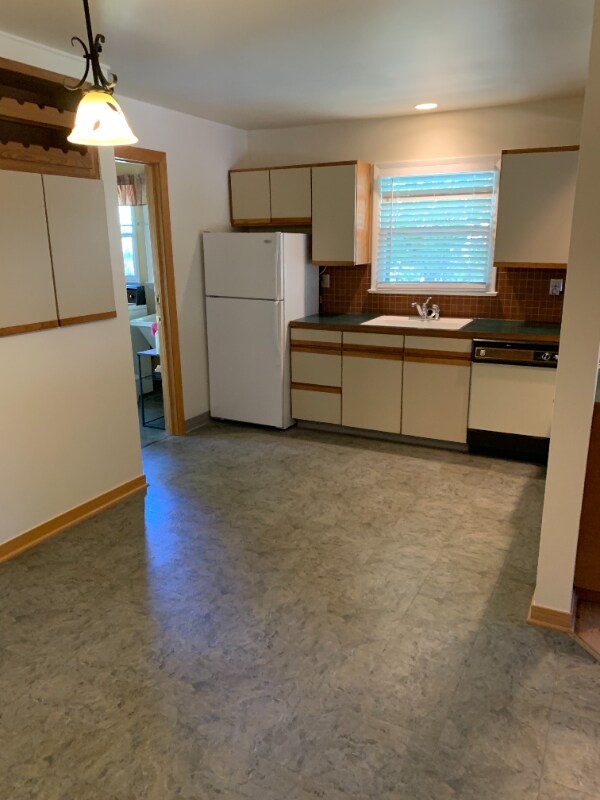 Foto del edificio - 445 Grape Ave