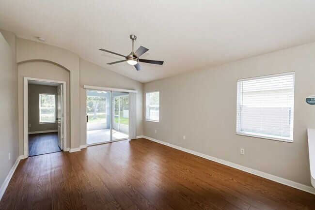 Foto del edificio - 12644 White Bluff Rd