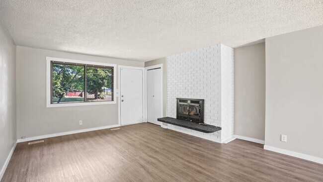 Building Photo - 10420 E Mission Ave