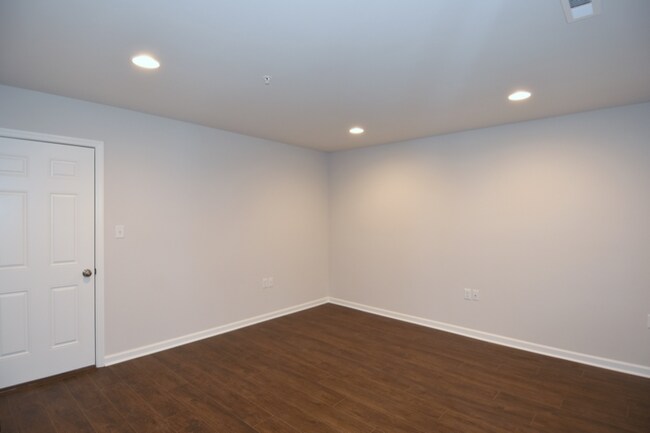 Foto del edificio - 122 Gress Rd