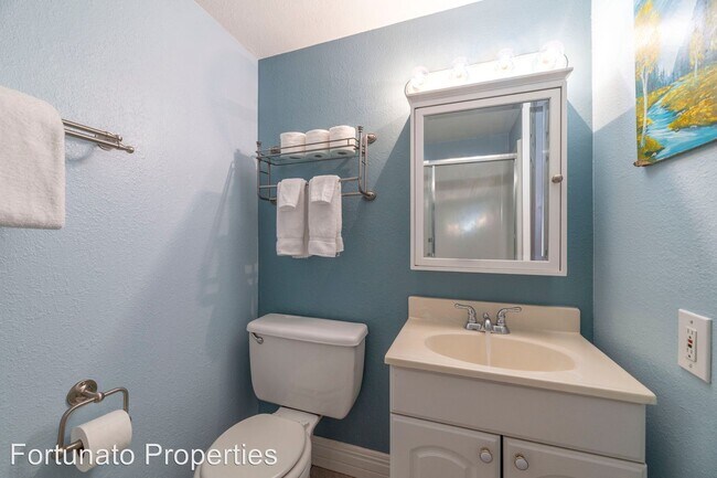 Foto del edificio - 1 br, 1 bath House - 396 Cove Blvd #16