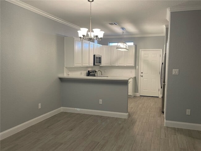Building Photo - 3836 Oldenburg Ln