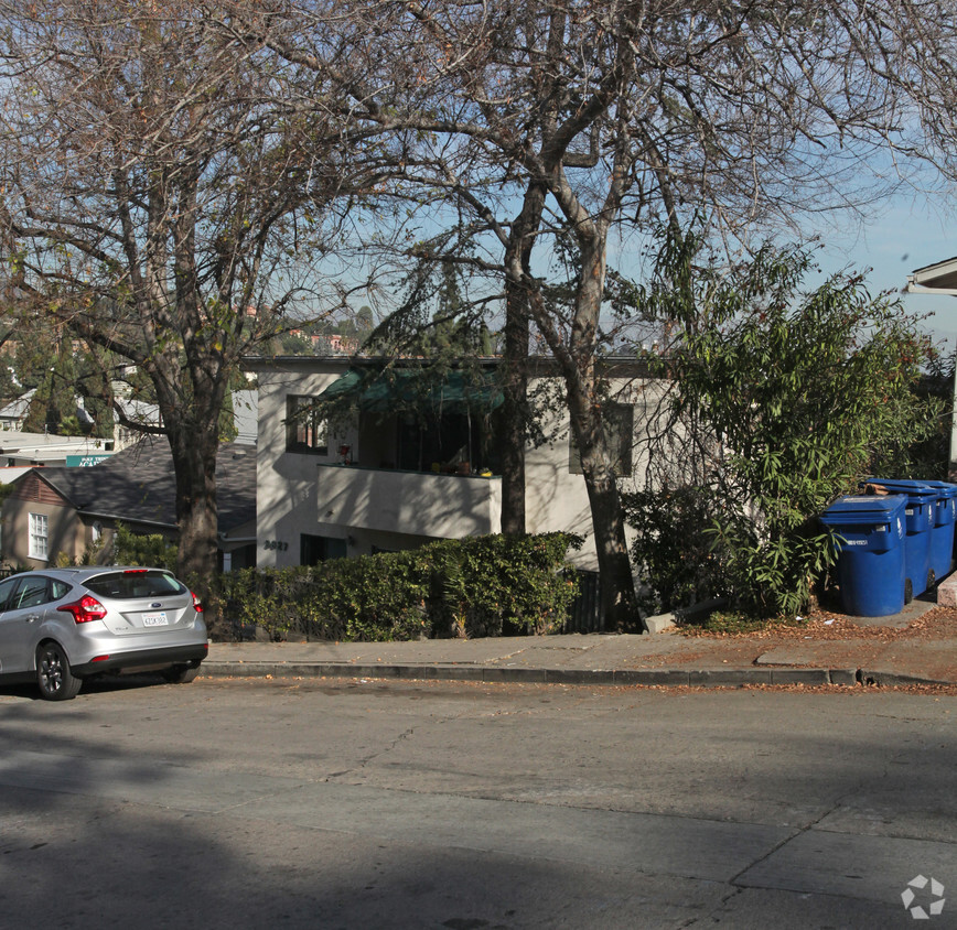 Building Photo - 3827 Evans St