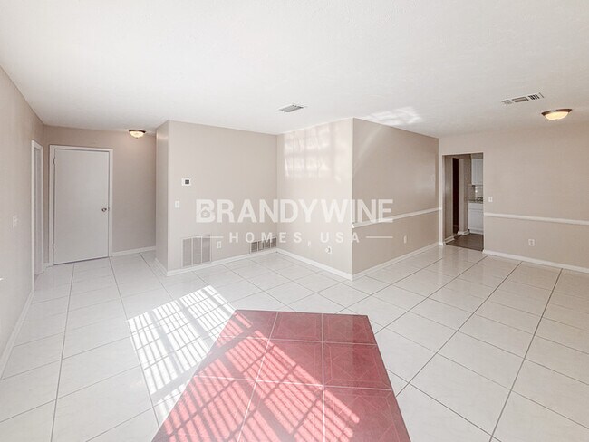 Foto del edificio - 1608 Robin Ln