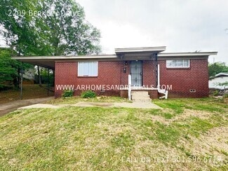 Building Photo - 2209 N Berkley Dr