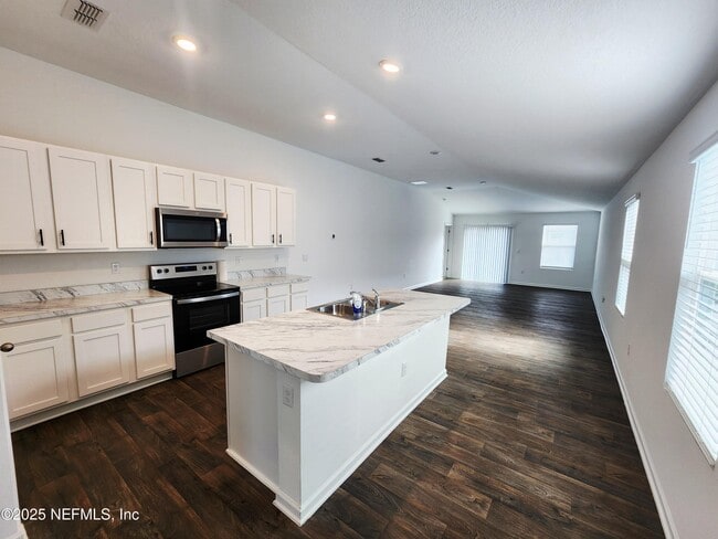 Building Photo - 12707 European Beech Rd