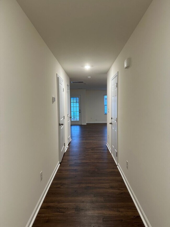 Foto del edificio - 3 Bedroom / 2.5 Bath Townhome Kingsport, TN