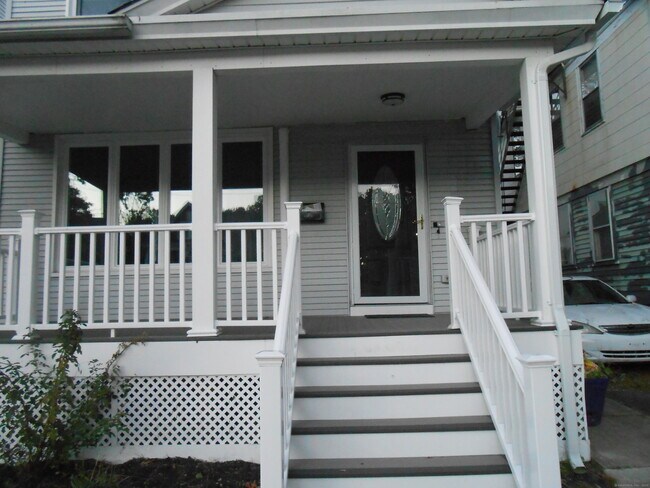 Foto del edificio - 631 Whalley Ave