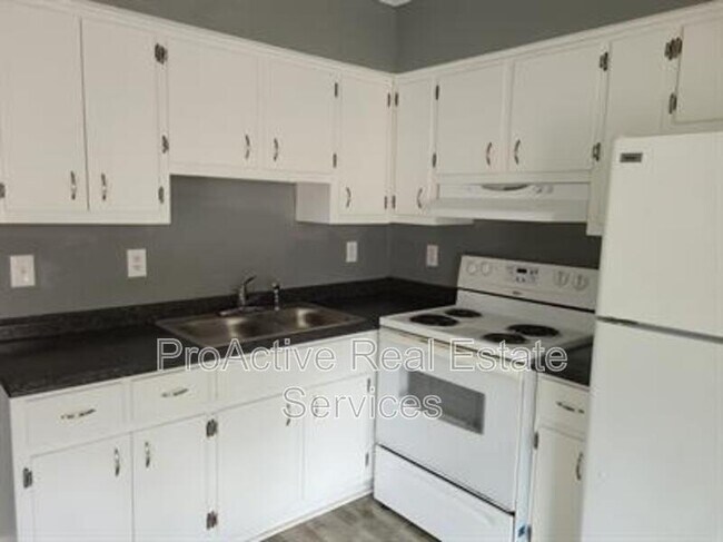 Foto del edificio - 812 W 27th St