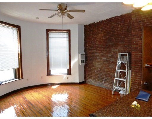 Foto del edificio - 520 Columbus Ave