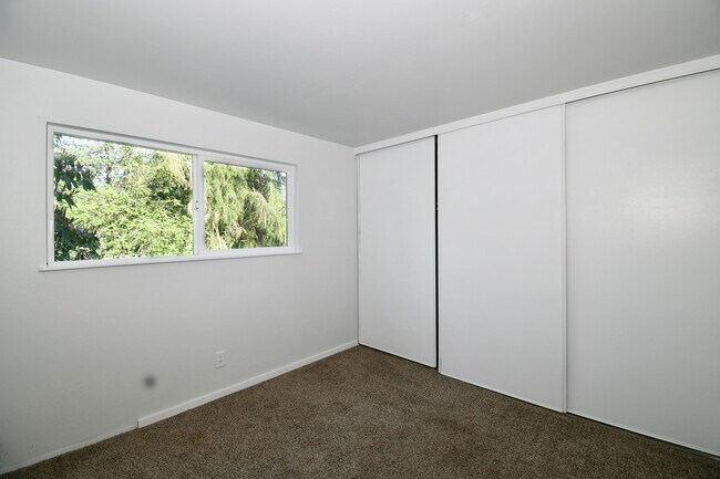 Foto del edificio - 5820 200th St SW