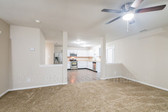 Foto del edificio - 15394 Gallow Ln