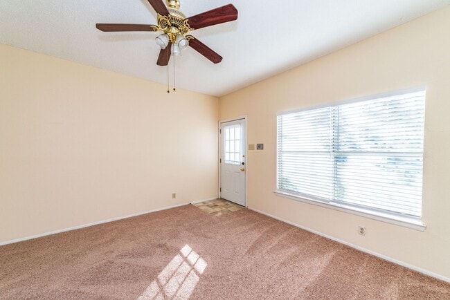 Foto del edificio - NORTH EAST I.S.D.