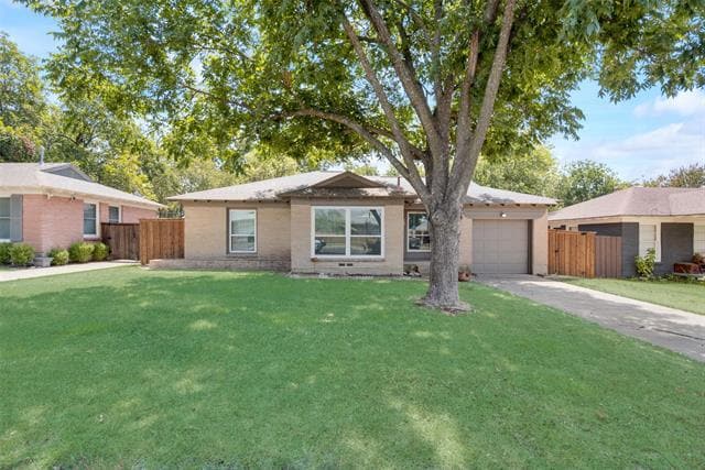 Building Photo - 2646 San Medina Ave