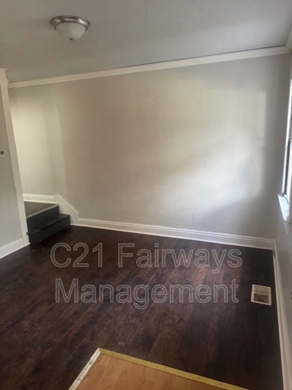 Foto del edificio - 855 Vankirk St