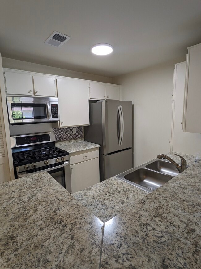 Building Photo - 26200 Redlands Blvd