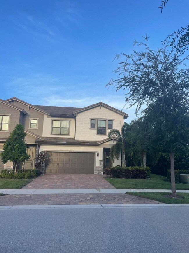 Building Photo - 4516 Eventing St