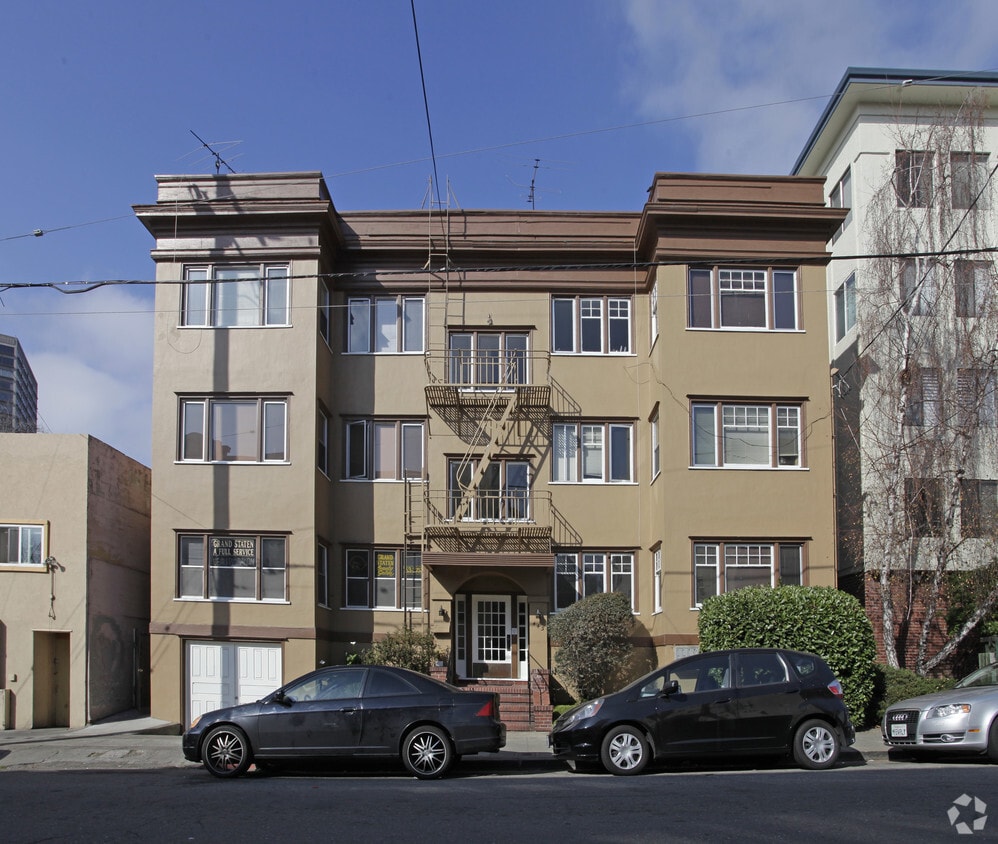 Building Photo - 445 Staten Ave